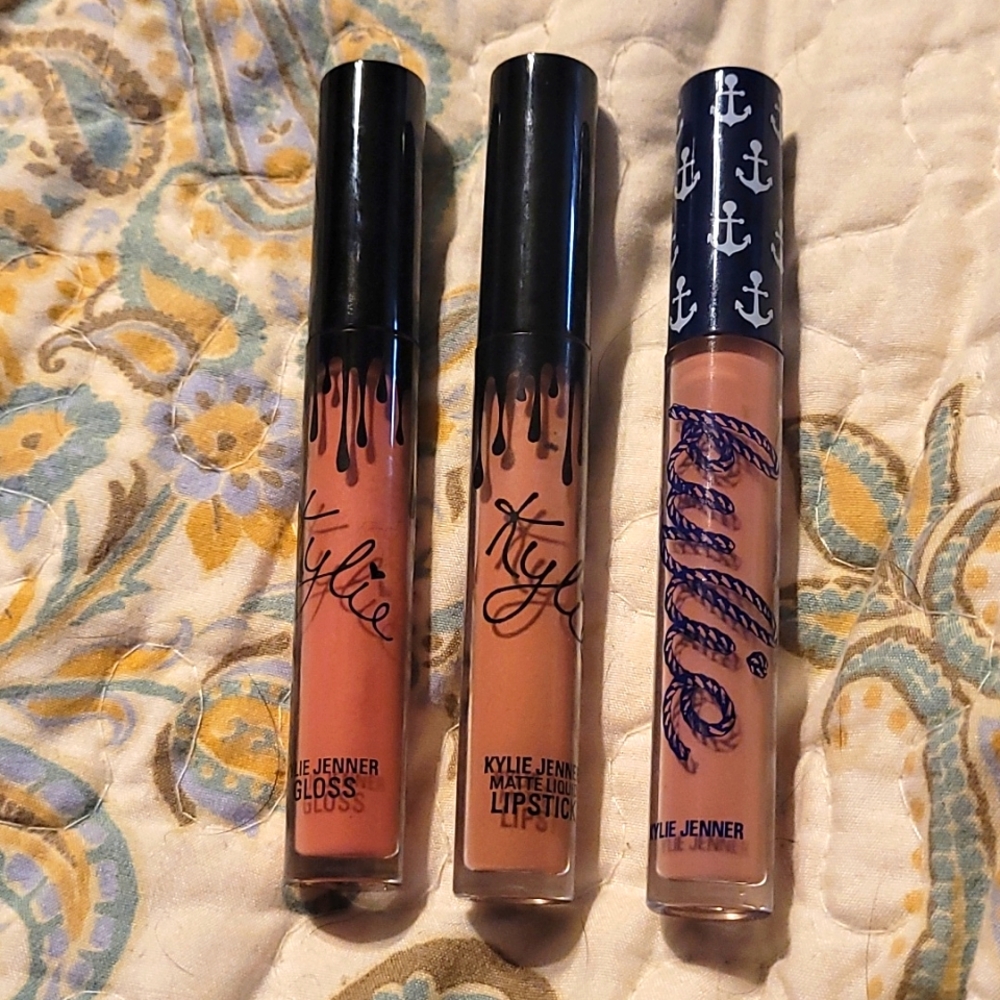 Kylie Lipstick/Gloss